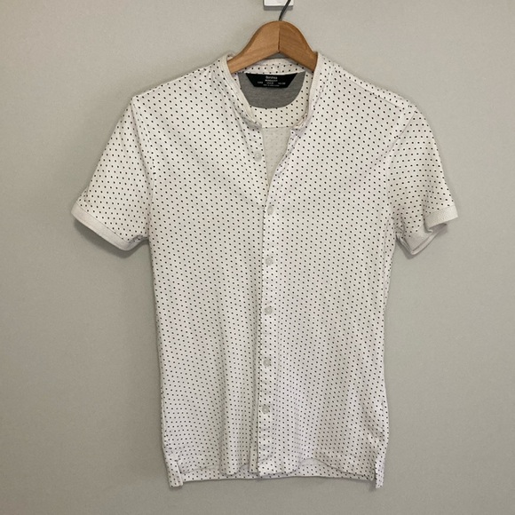 Men’s Bershka Muscle Fit Shirt, Short Sleeve, Size Small, white and black - Picture 1 of 8